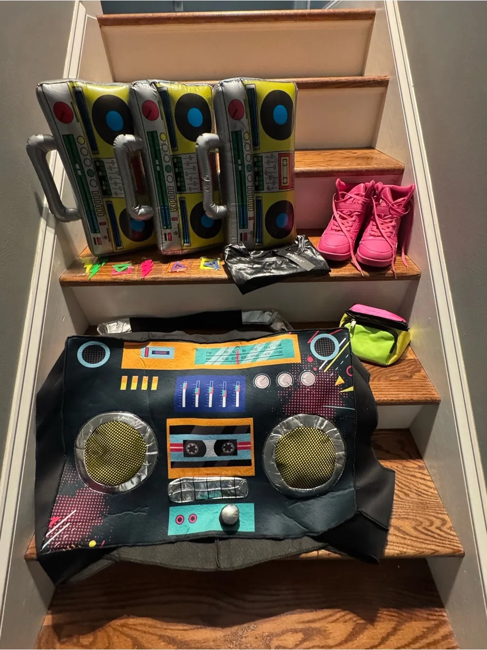Set of 80’s themed Halloween costume & accessories
